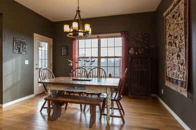 RE_Tall Tree Way-09.jpg