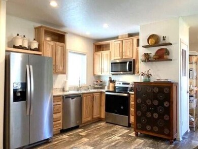 5 Columbia Dr unit 9, Kettle Falls, WA 99141 - photo 7