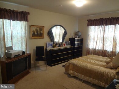 5904 Lottie Place, Clinton, MD 20735 - photo 4