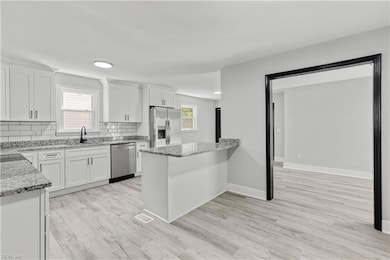 977 Wolcott Ave, Norfolk, VA 23513 - photo 5