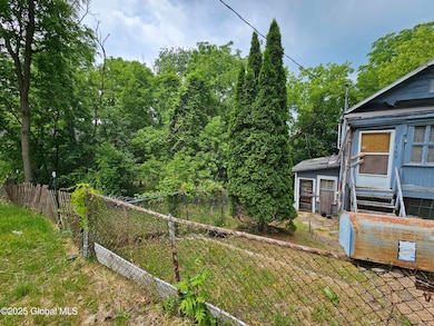 169 10th St, Troy, NY 12180 - photo 3