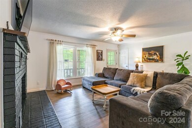 3321 Winchester Ln, Statesville, NC 28625 - photo 7