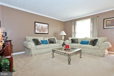 3707 Mazewood Ln, Fairfax, VA 22033 - photo 3