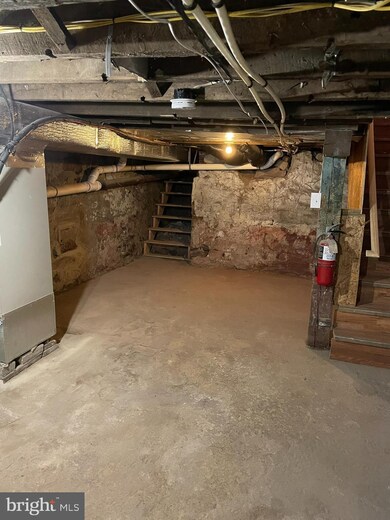 347 Union Aly, Pottstown, PA 19464 - photo 7