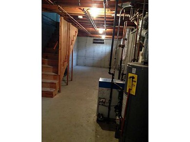 77 Henrietta St, Providence, RI 02904 - photo 7