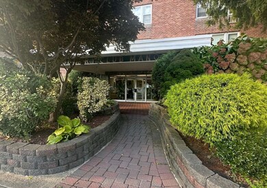 Merrick Ave. Entrance