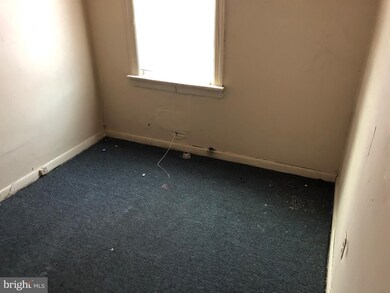 2031 Miller St, Camden, NJ 08104 - photo 3