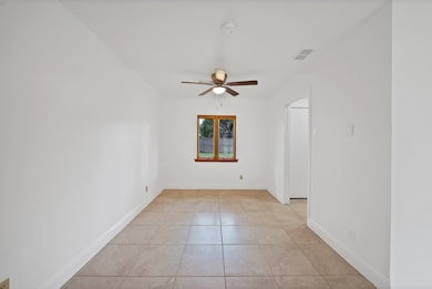 1305 Atlanta Dr, Irving, TX 75062 - photo 5