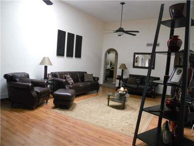 10716 Alcazar Ct, El Paso, TX 79935 - photo 6