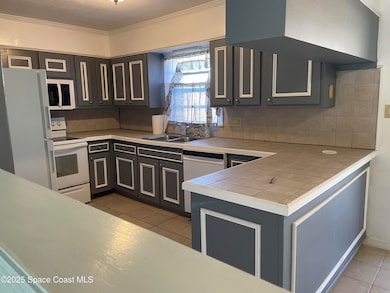 2155 Palm Ave, Indialantic, FL 32903 - photo 4