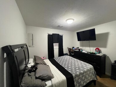 5 bedroom
