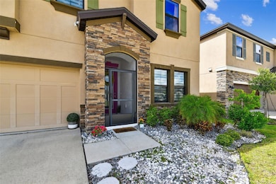 12643 Horseshoe Bend Dr, Lithia, FL 33547 - photo 5