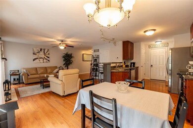 6836 Hampshire Ct, Maryville, IL 62062 - photo 7