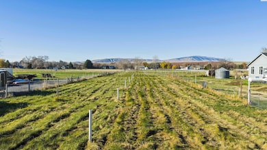 97306 Snively Rd, West Richland, WA 99353 - photo 6