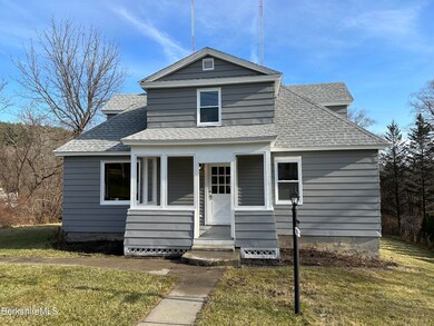 217 Jason St, Pittsfield, MA 01201 - photo 2