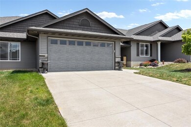 3722 Bluebird Dr SW, Cedar Rapids, IA 52404 - photo 2