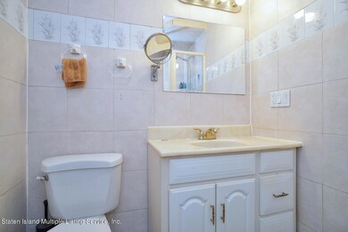 48 E Reading Ave, Staten Island, NY 10308 - photo 6