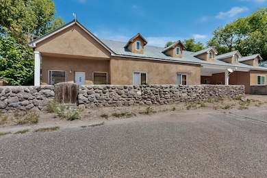 305 A&B Camino Del Sol, Espanola, NM 87532 - photo 5