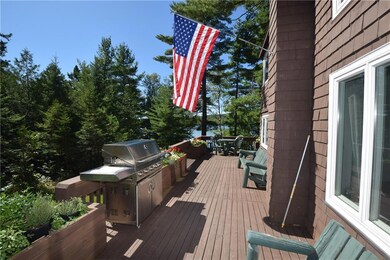 Expansive deck with a great space...