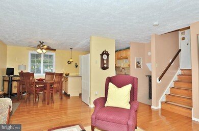 7017 Bedrock Rd, Alexandria, VA 22306 - photo 4