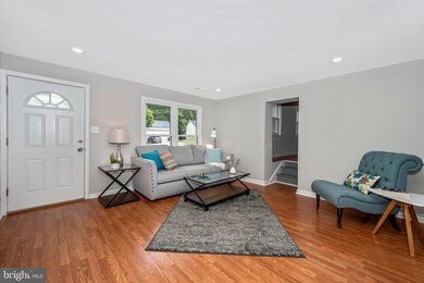 4617 Birchtree Ln, Temple Hills, MD 20748 - photo 7