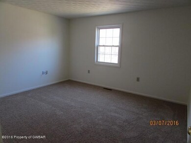 28 Woodmere Dr, Drums, PA 18222 - photo 4