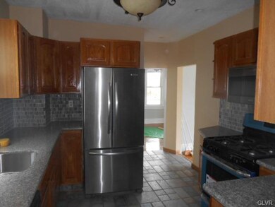 615 E Locust St, Bethlehem, PA 18018 - photo 6