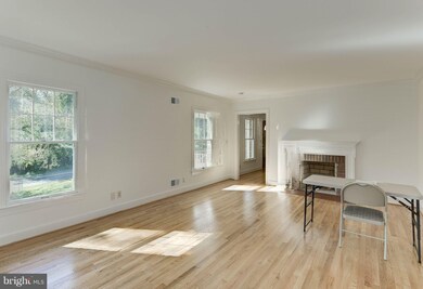 2971 Aspen Ln, Falls Church, VA 22042 - photo 6