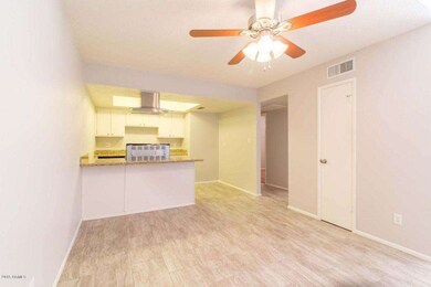 5.Kitchen area