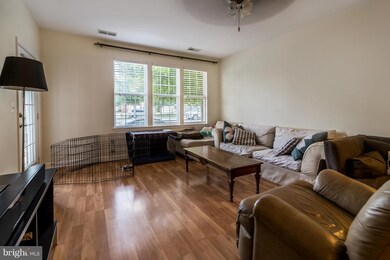 42420 Hollyhock Terrace unit 102, Ashburn, VA 20148 - photo 7