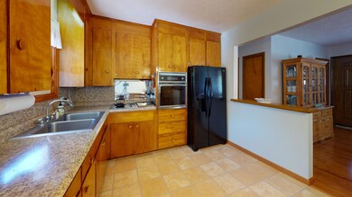 27-Addison-Ave-Lisbon-Falls-Maine-04252-