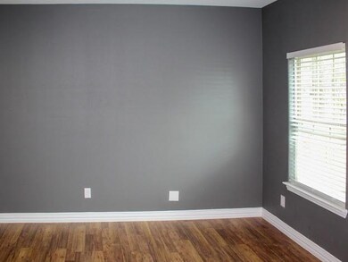 4853 Bernal Dr, Dallas, TX 75212 - photo 7