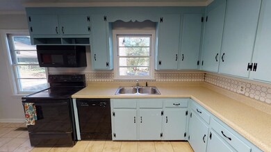 104 Colonial Ave, Dothan, AL 36301 - photo 5