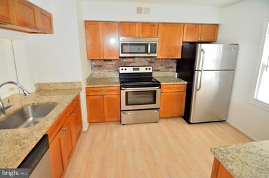 8416 Forrester Blvd unit 577, Springfield, VA 22152 - photo 6