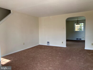 643 Clymer Ln, Ridley Park, PA 19078 - photo 4