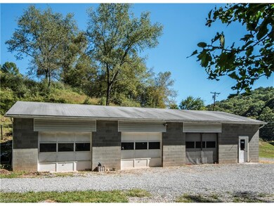 378 Sunnyside Rd, West Union, WV 26456 - photo 4