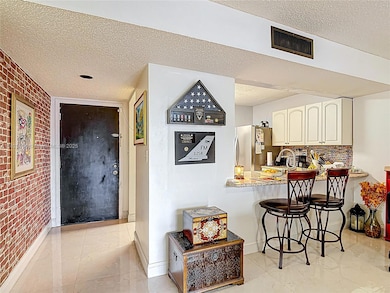 8635 NW 8th St unit 103, Miami, FL 33126 - photo 5