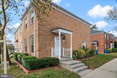 1010 Dartmouth Glen Way, Baltimore, MD 21212 - photo 2