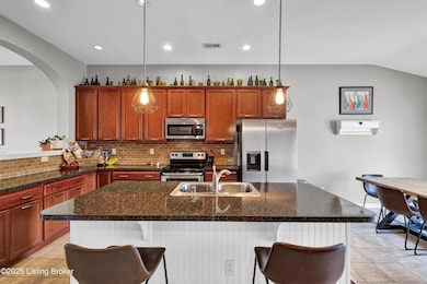 09-11601 Top Walnut Loop