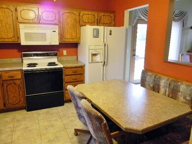 Cozy built-in breakfast nook in kitchen
