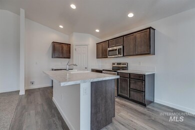 1556 W Queens River St, Meridian, ID 83642 - photo 5