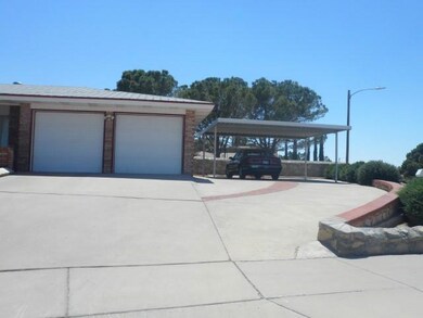 1819 Pete Brown Dr, El Paso, TX 79936 - photo 2
