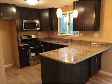 32 Frederick St unit 4, Dracut, MA 01826 - photo 4