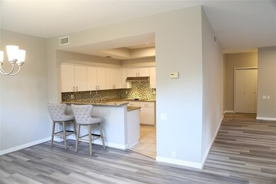 73 Litchfield Ln, Houston, TX 77024 - photo 6