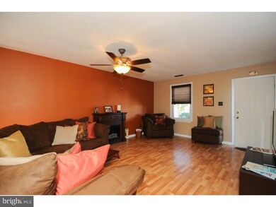 257 Lafayette Dr, Swedesboro, NJ 08085 - photo 4
