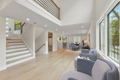 72 Wallis Rd, Chestnut Hill, MA 02467 - photo 7