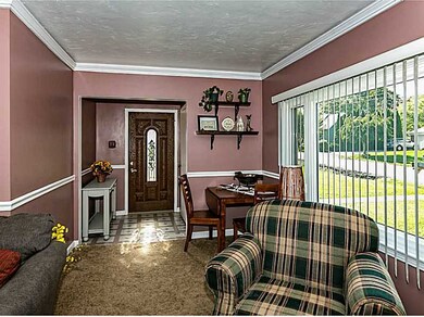 3201 Amherst Rd, Erie, PA 16506 - photo 2