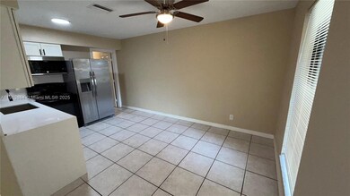 6625 SW 49th St unit 2, Davie, FL 33314 - photo 4