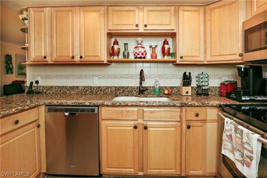 12491 Mcgregor Blvd unit 3, Fort Myers, FL 33919 - photo 5