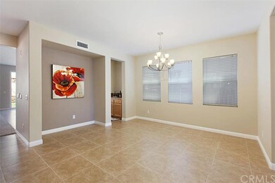 Dining area with alcove
